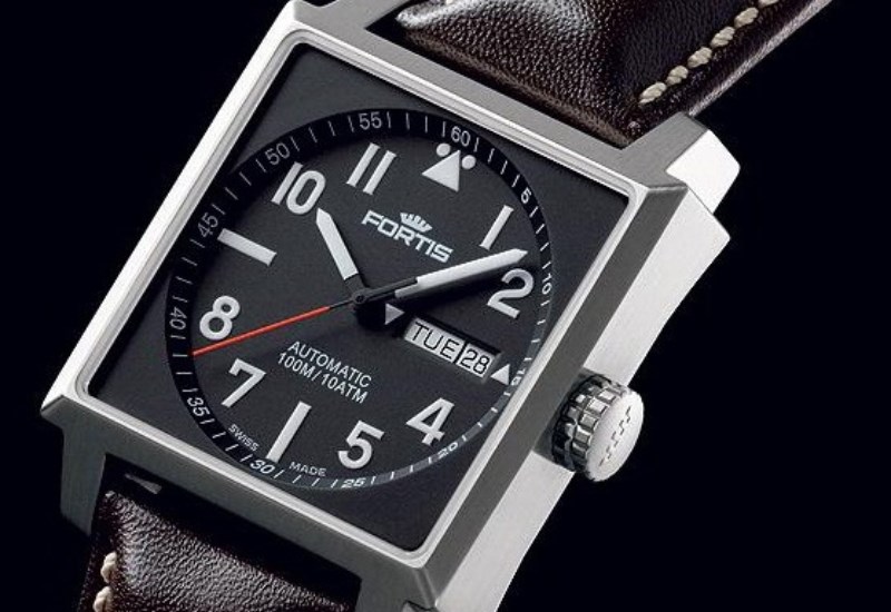 Một chiếc đồng hồ Fortis chính hãng không dưới 12.000.000đ Một chiếc đồng hồ Fortis chính hãng không dưới 12.000.000đ