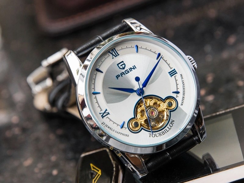 Có được chỗ đứng vững chắc trong làng đồng hồ giá rẻ